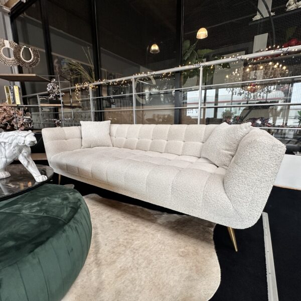 Richmond Interiors – Bank Huxley