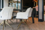 7734+S4553_FR_WHITE_CHENILLE+-VA-0098+S4485_PINK_VELVET+SETTING_2-setting.jpg